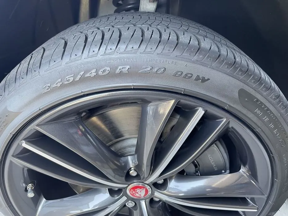 Same wheel after refinishing, curb rash gone